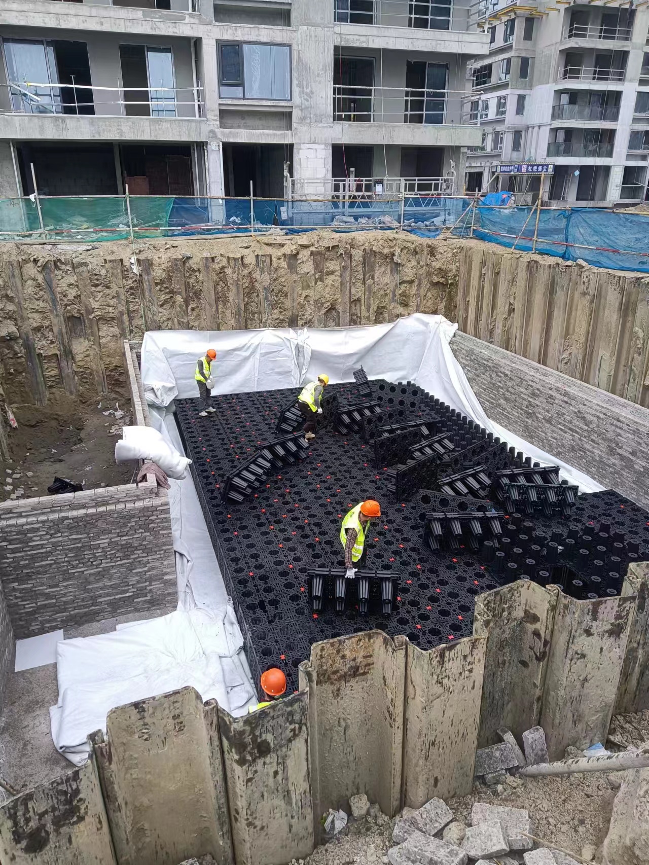 1682498844107209.jpg 2.jpg