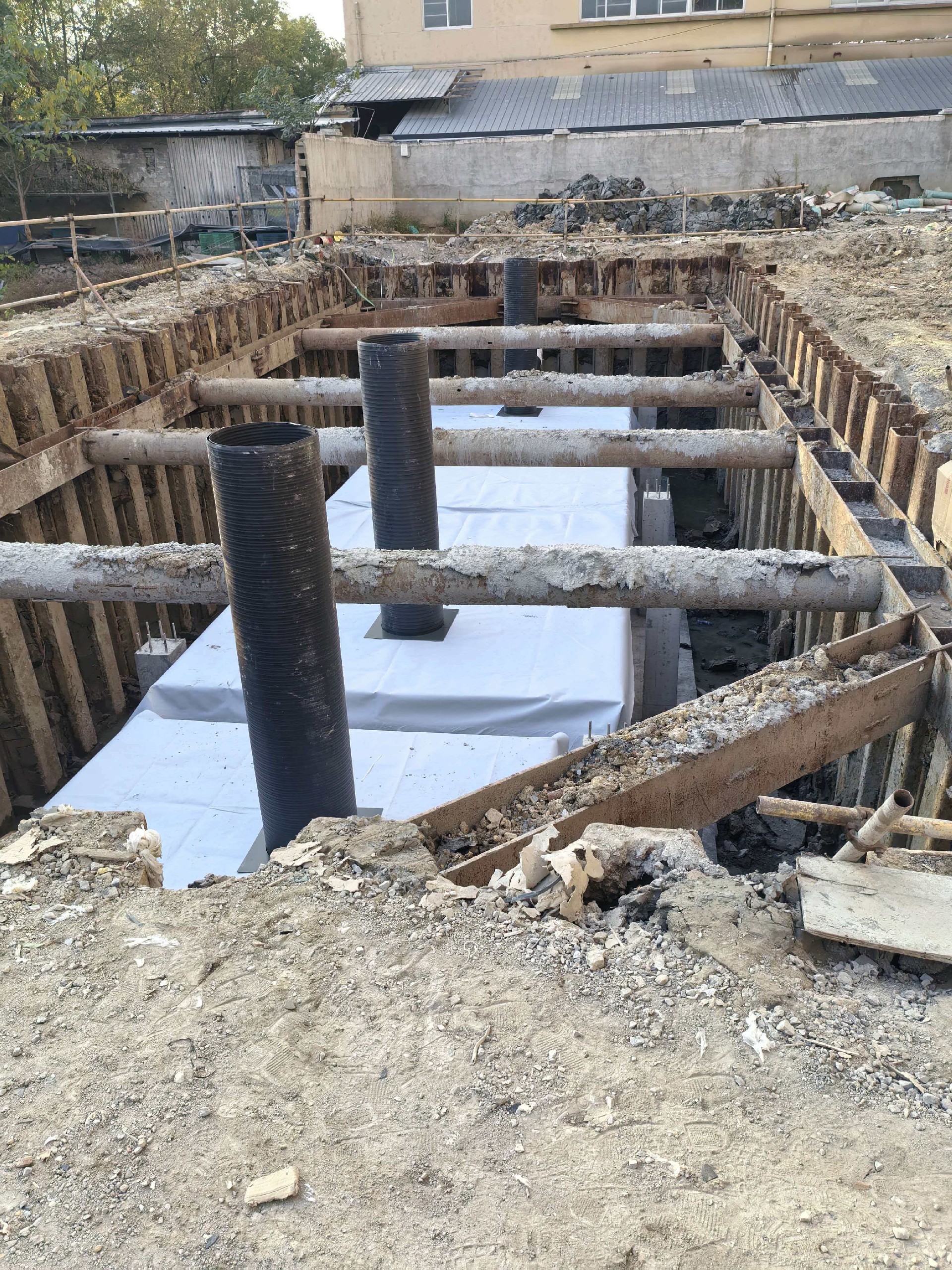 德勵(lì)石雨水收集系統(tǒng)：守好城市“海綿”，讓內(nèi)澇退去、民生落地